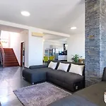 Guestready - Spacious With Sea Views Caniço