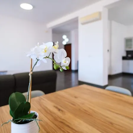 Guestready - Spacious With Sea Views بيت للعطل *