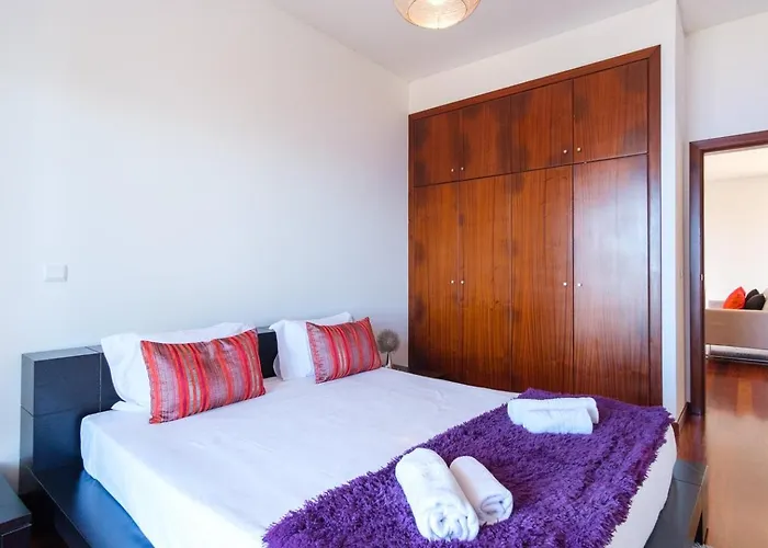 Guestready - Spacious With Sea Views Vakantiehuis *