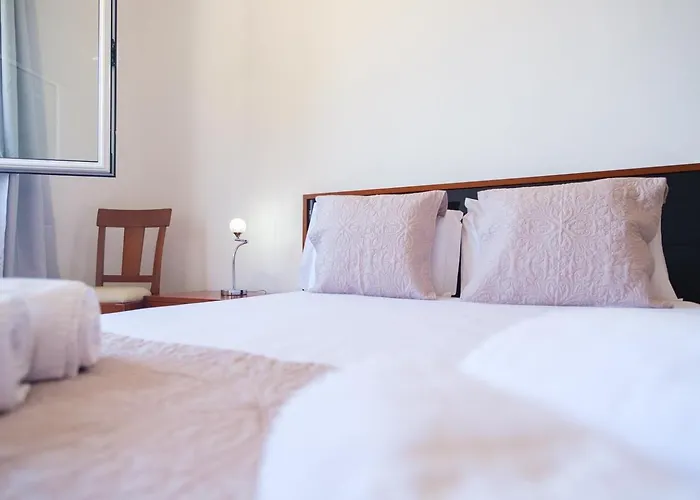Guestready - Spacious With Sea Views