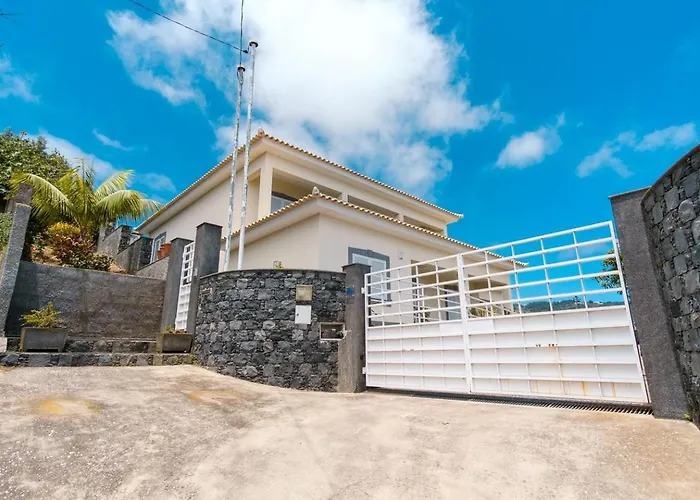 Guestready - Spacious With Sea Views Caniço