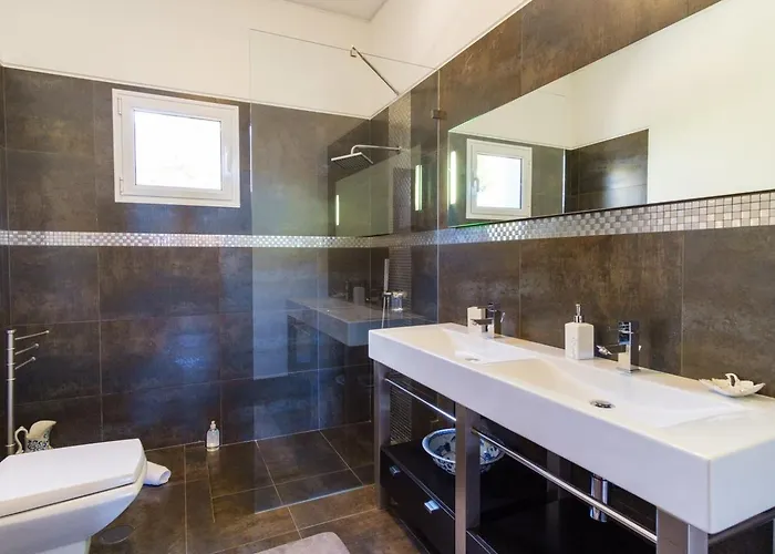 Guestready - Spacious With Sea Views Vakantiehuis