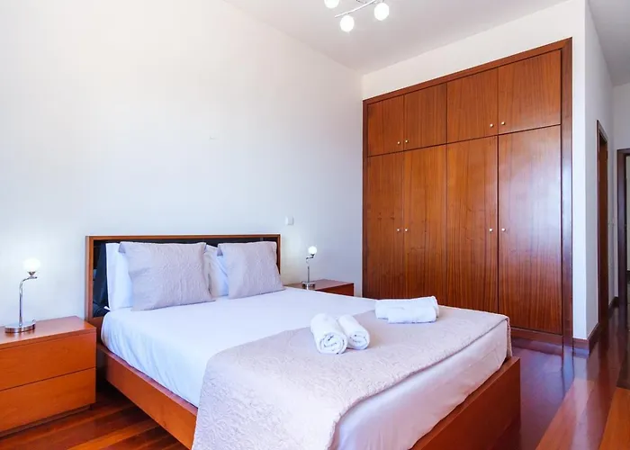 Guestready - Spacious With Sea Views * Caniço
