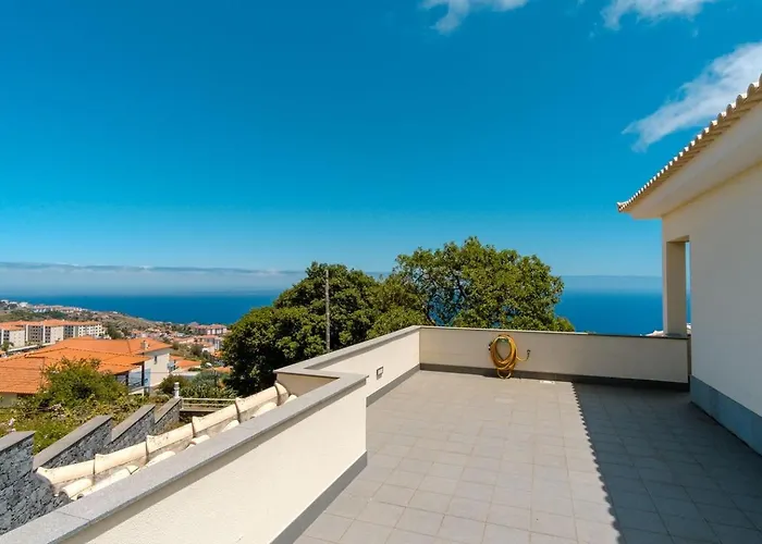 Guestready - Spacious With Sea Views Vakantiehuis *