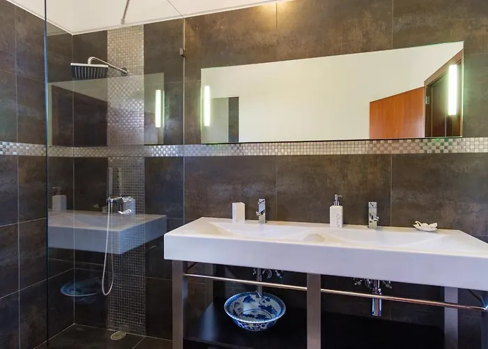 Vakantiehuis Guestready - Spacious With Sea Views